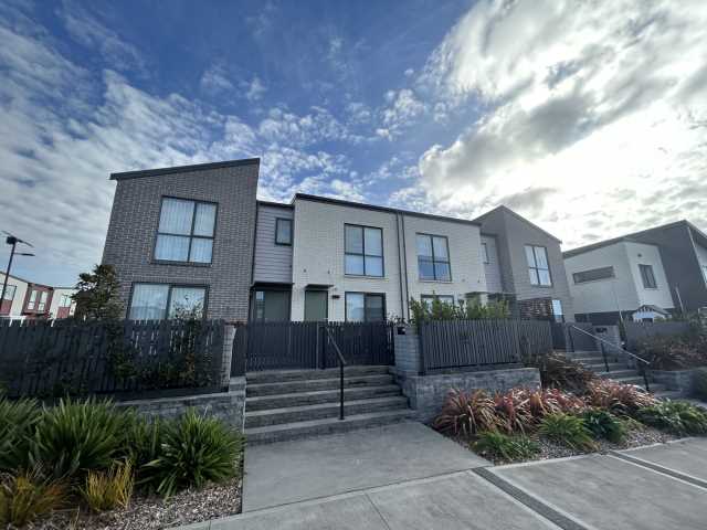 25 Waenganui Road, Hobsonville, Auckland - Waitakere, 2 રૂમ, 1 બાથરૂમ, House