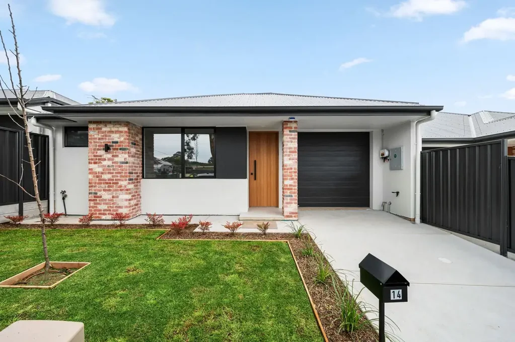 14 Normandy Avenue, Para Hills, SA 5096