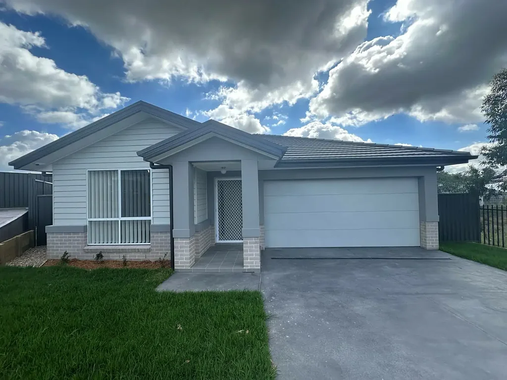 Spacious 4-Bedroom Family Home in a Convenient Location
