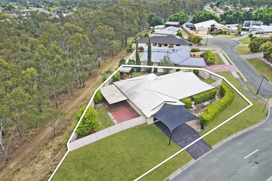 128 KENSINGTON DR, FLINDERS VIEW QLD 4305, 0 rūma, 0 rūma horoi, House