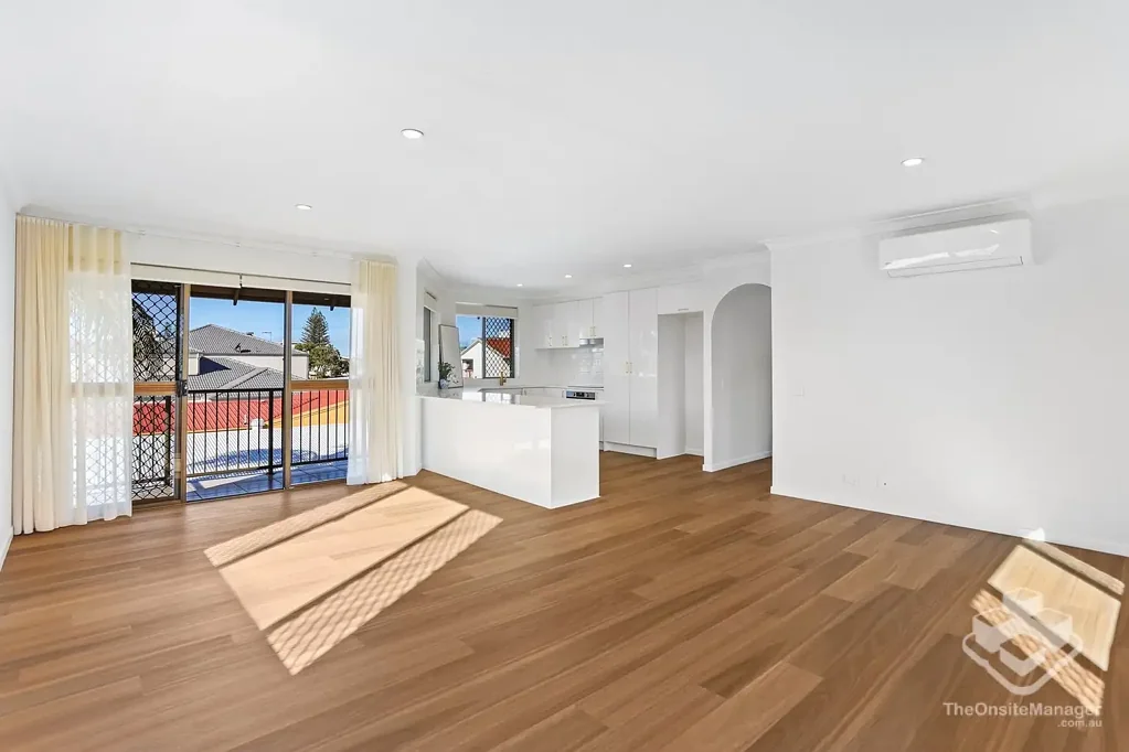 Fully Renovated | Beautiful Coastal Apartment | Walk to Mermaid Beach | Hinterland and City Views
