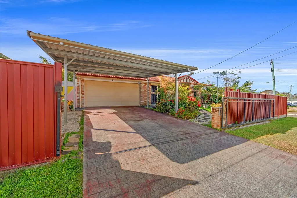 Crestmead 4कमरा Spacious Family Living on a 644m Corner Block