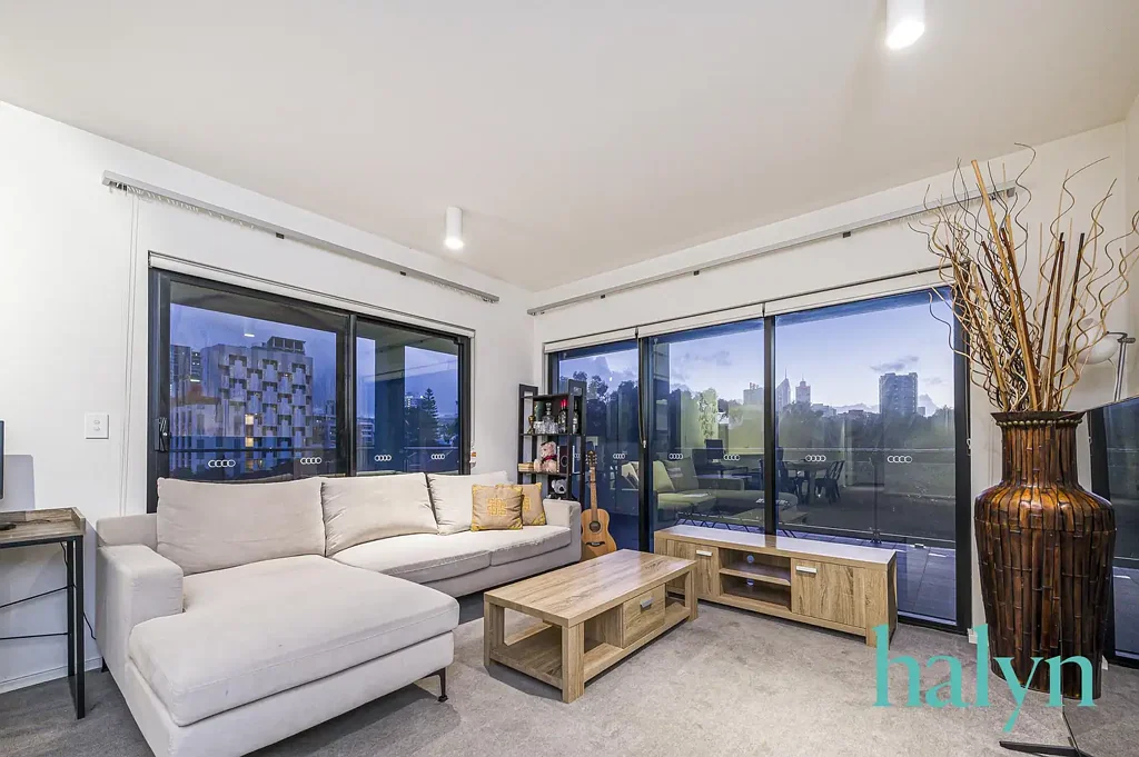 East Perth 2房  Stylish, Spacious & Central