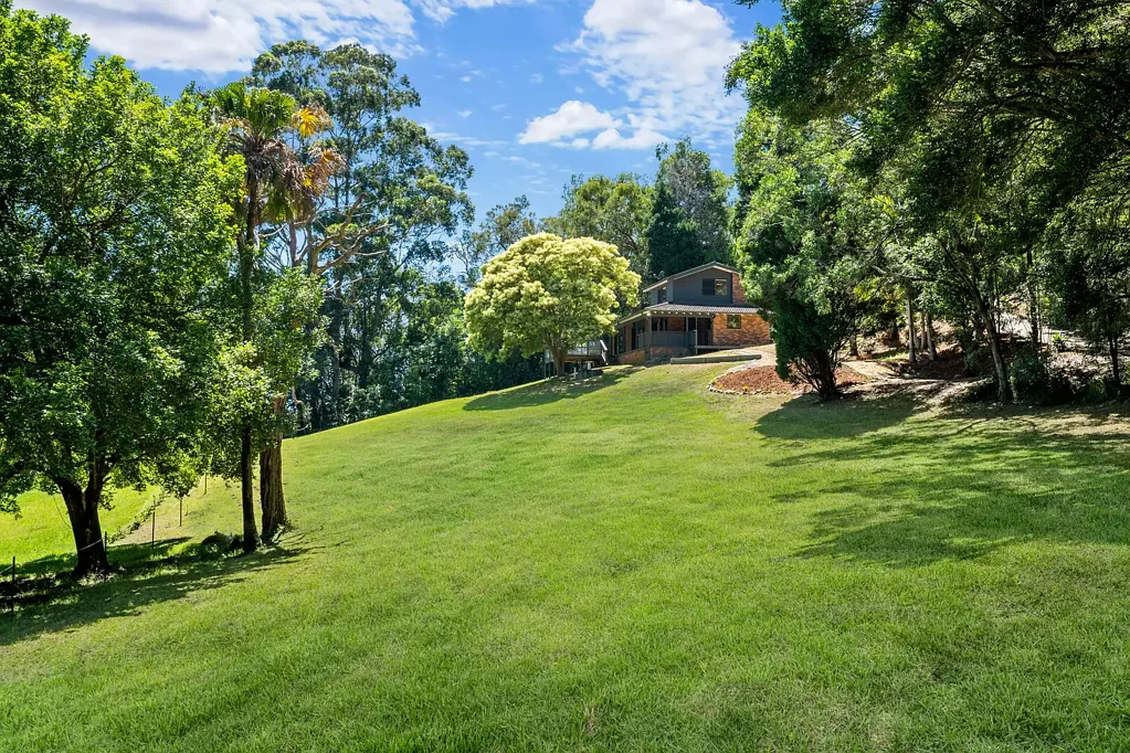 Glenning Valley 4部屋 Bellbird Manor - 13.5 Acres. The Ultimate Combination of Privacy, Majestic North Facing Valley Views & Coastal Convenience.