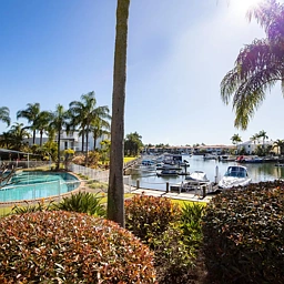 102/1 Lee Road, Runaway Bay
