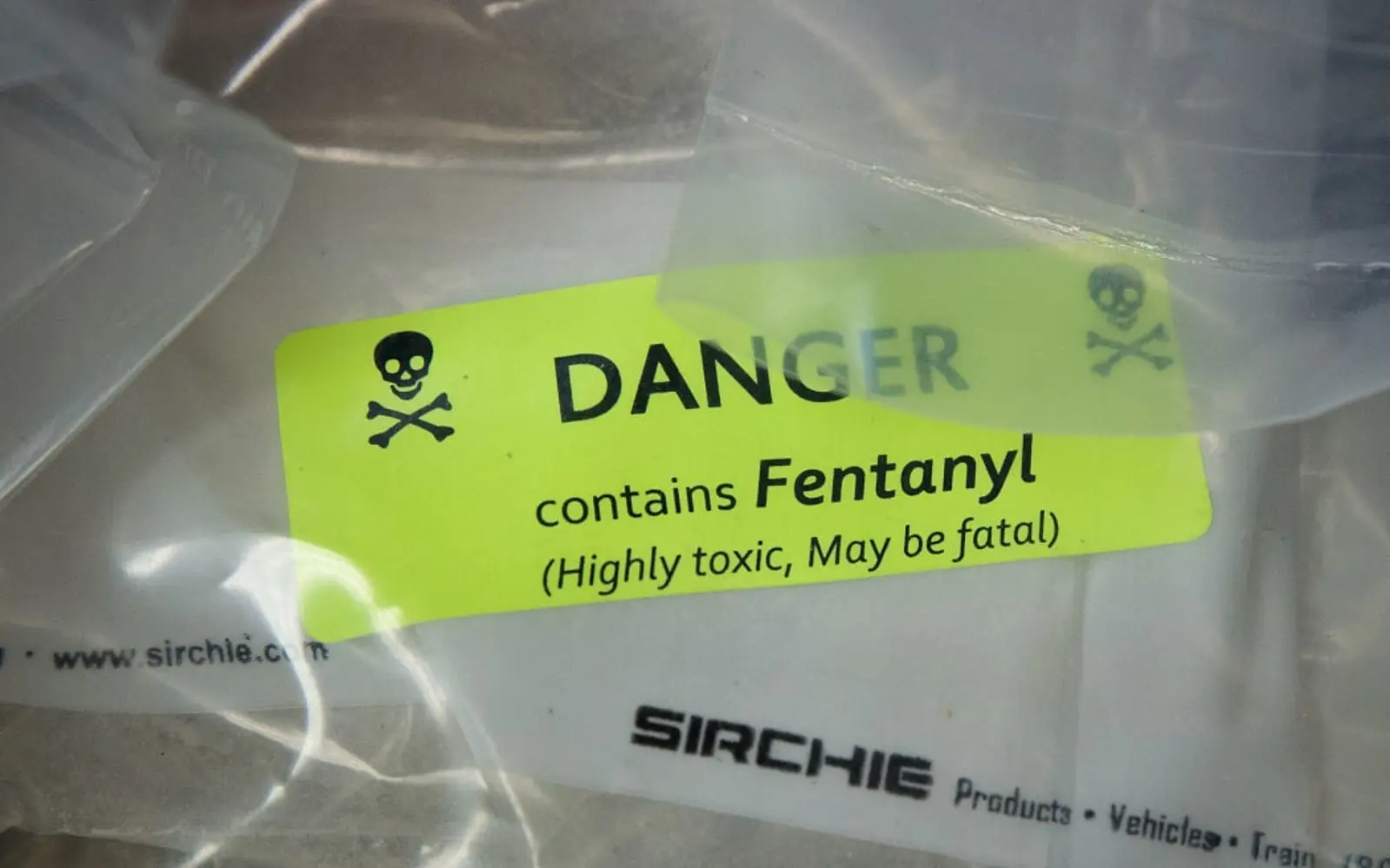 危险！这类致命药物首次在新西兰发现，已致12人紧急送医