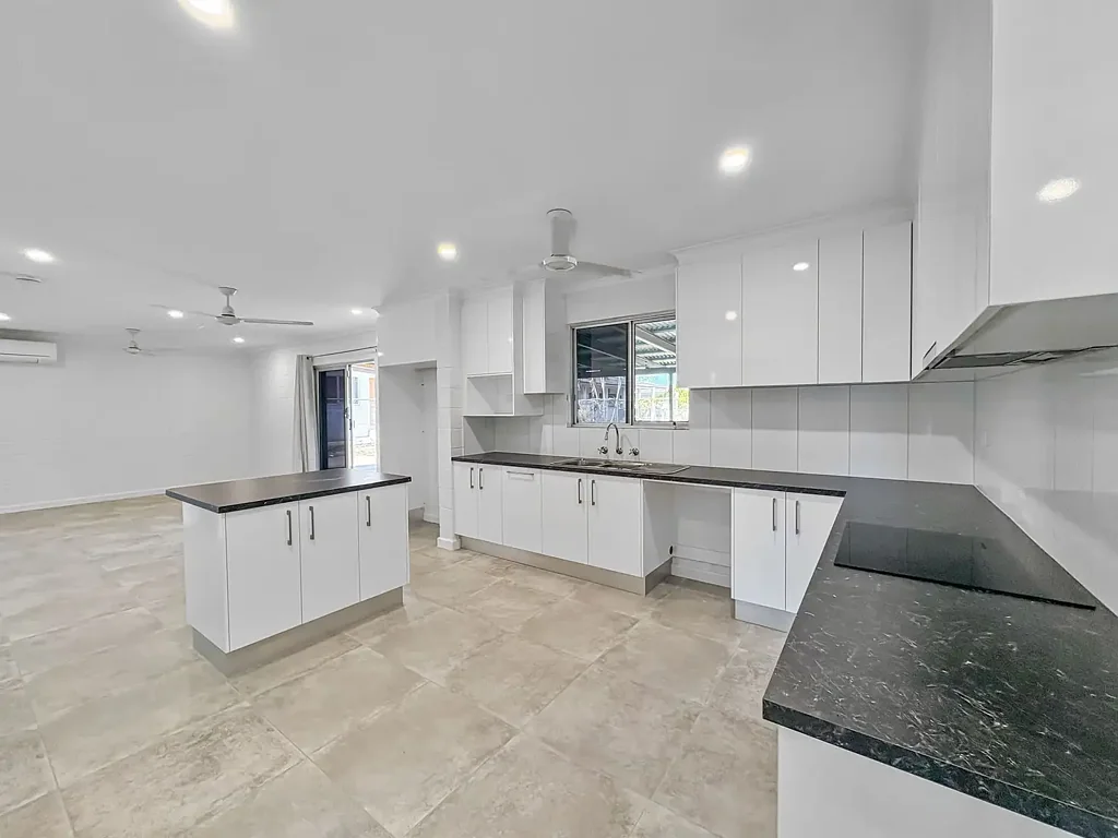 Family home. Renovated. Large Block