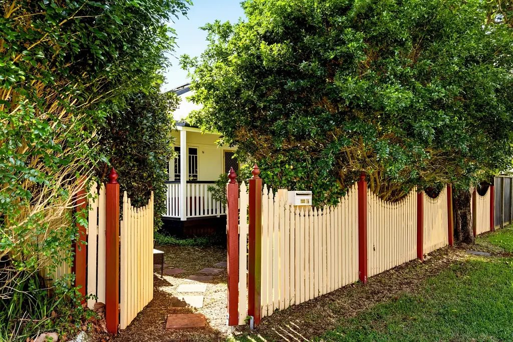 Scarborough 3部屋 A Home With Soul, Space & Endless Possibilities