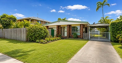 Woorim 4 Slaapkamer Coastal Living & Endless Potential in the Heart of Woorim