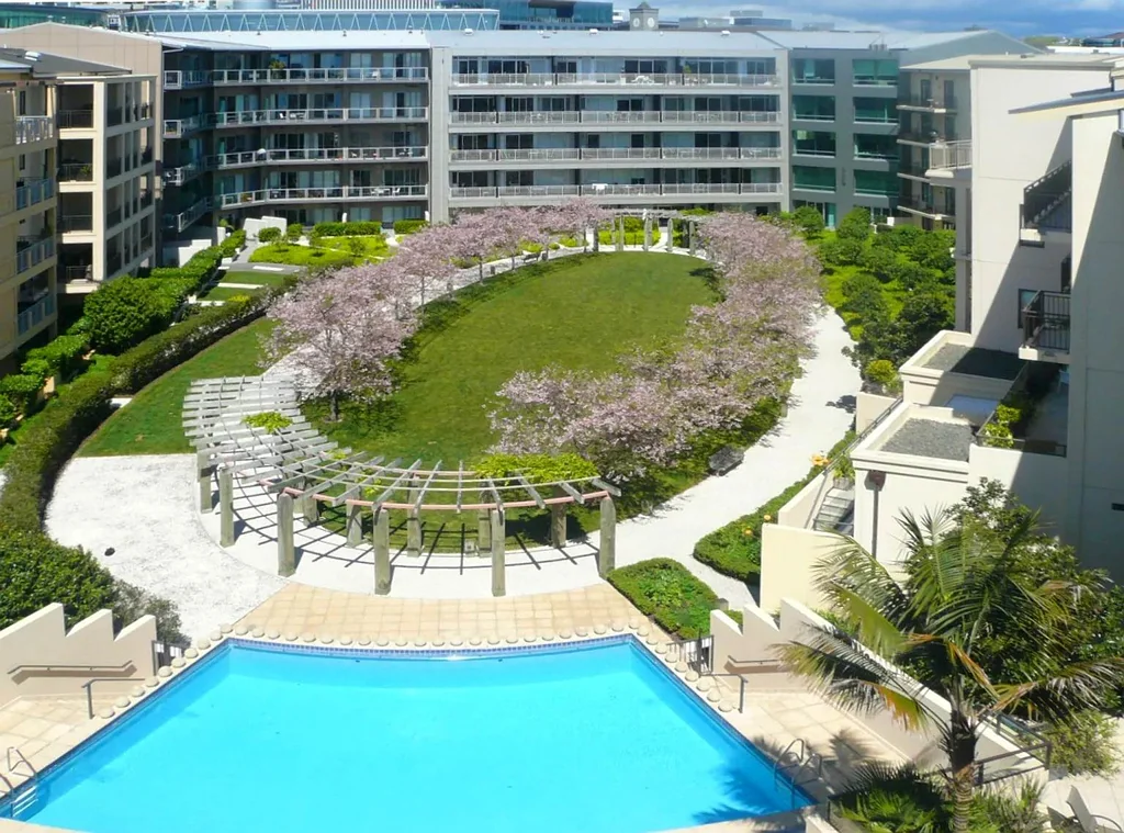 Lumina at The Parc - Pets negotiable on applic...