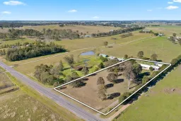 450 Clarence Town Road, Woodville