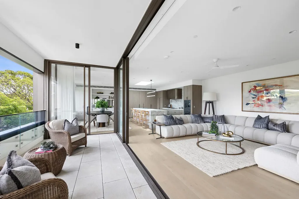 Rose Bay 3chambre Expansive Luxury Penthouse Residence – Level 120m Walk to Village