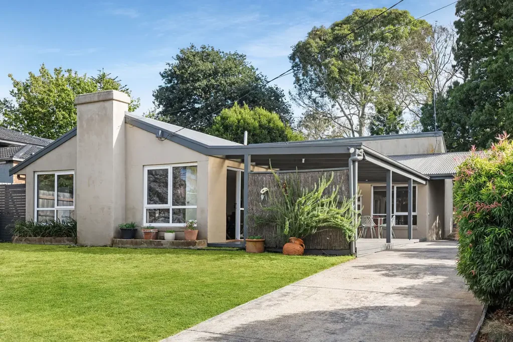 Ideally Positioned 4-Bedroom Family Home – Minutes to the Village