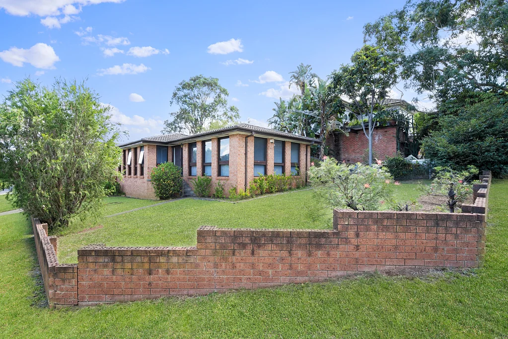 2 Balimo Place, Glenfield, NSW 2167