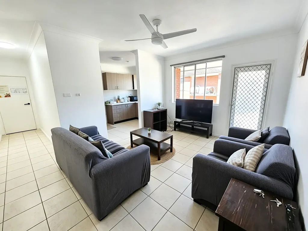 Furnished spacious 2-Bedroom Unit in Convenient Lakemba Location