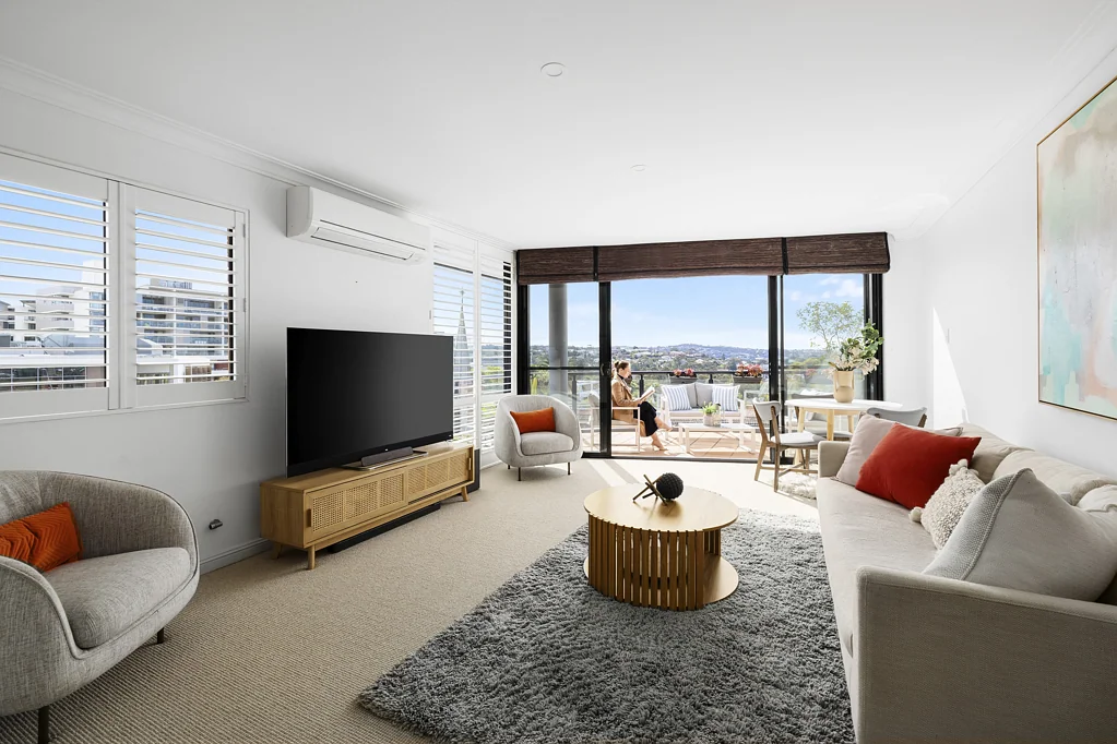 Balgowlah 2房 阳光充足的 Balgowlah 公寓，交通便利，出门即达 Sun-filled Balgowlah apartment with superb transport connections at the door