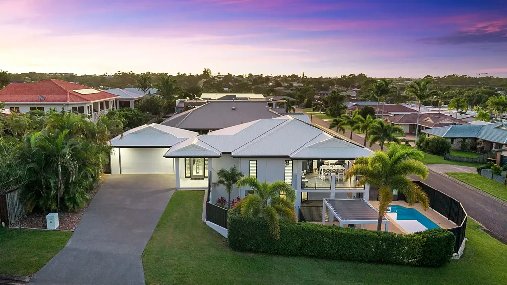 16 Marineview Avenue, Scarness, QLD 4655