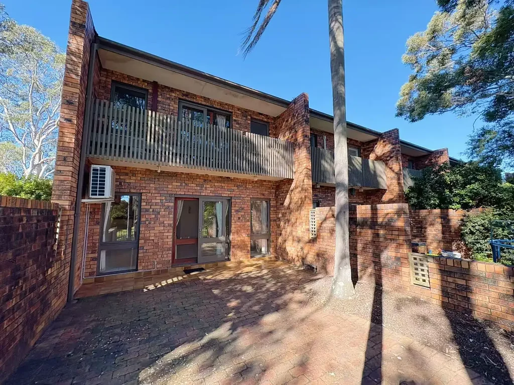 Three Bedroom Townhouse Perfectly positioned in Macquarie Park