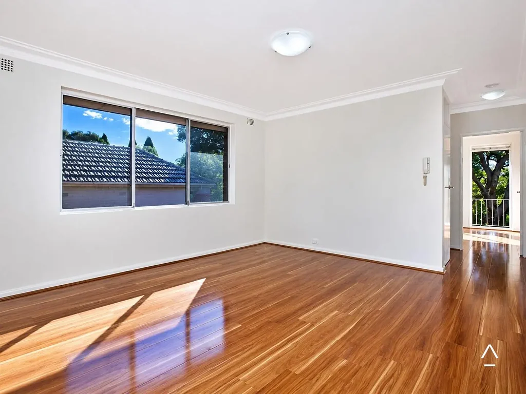 Modern One-Bedroom Apartment in Marrickville - Affordable and Convenient Living!