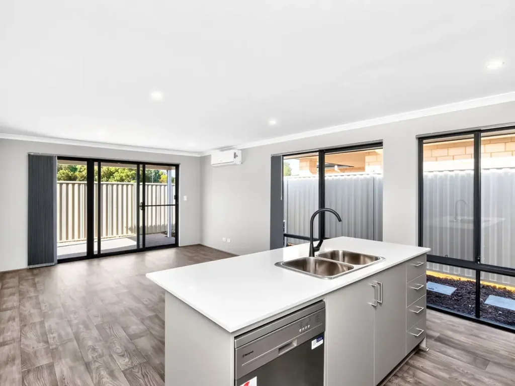 Light and bright, brand new home