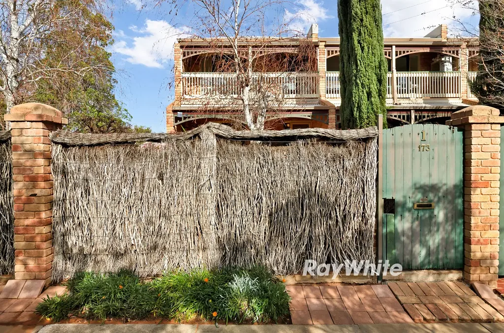 Mildura 4房  Wonderful location - Lots of accommodation