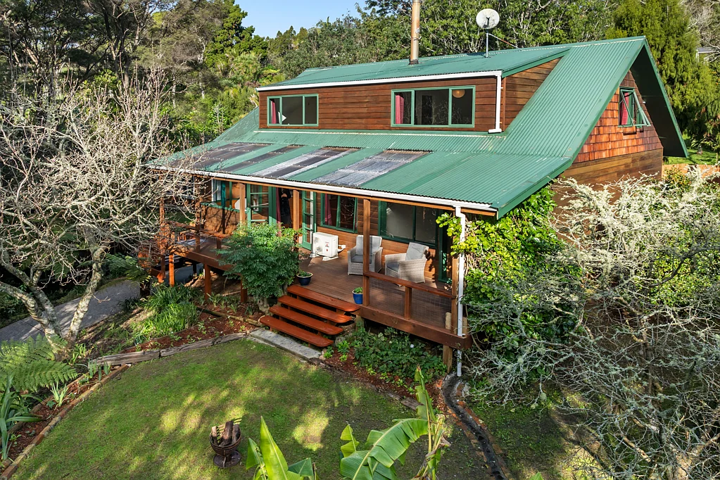 276 Huia Road, Titirangi, Waitakere City, Auckland
