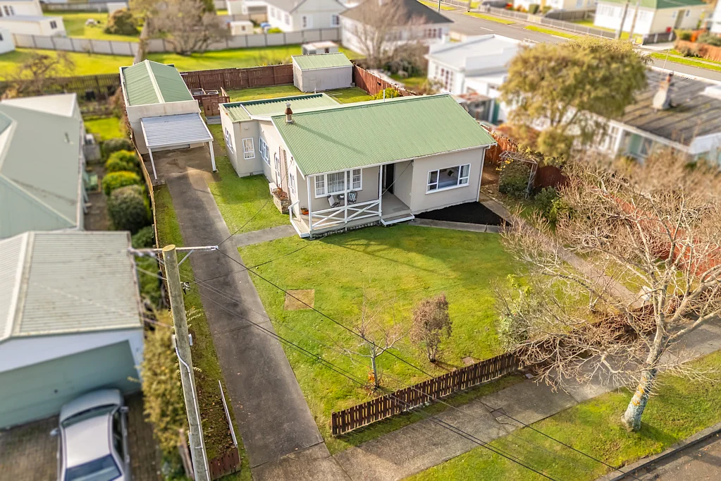Silverstream 3ਬੈੱਡਰੂਮ We've Retired!  Auction and Deadline