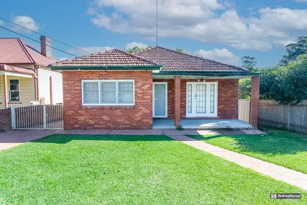 Spacious Home in the Heart of Penrith CBD