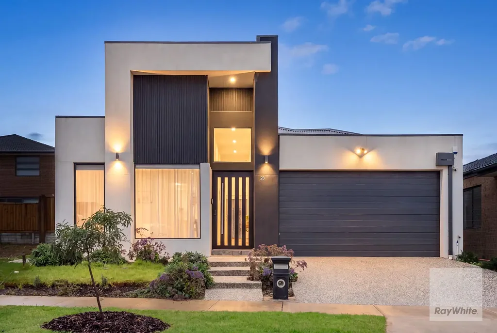 Deanside 4 Bedroom Proudly Presented by Ray White West Realty!