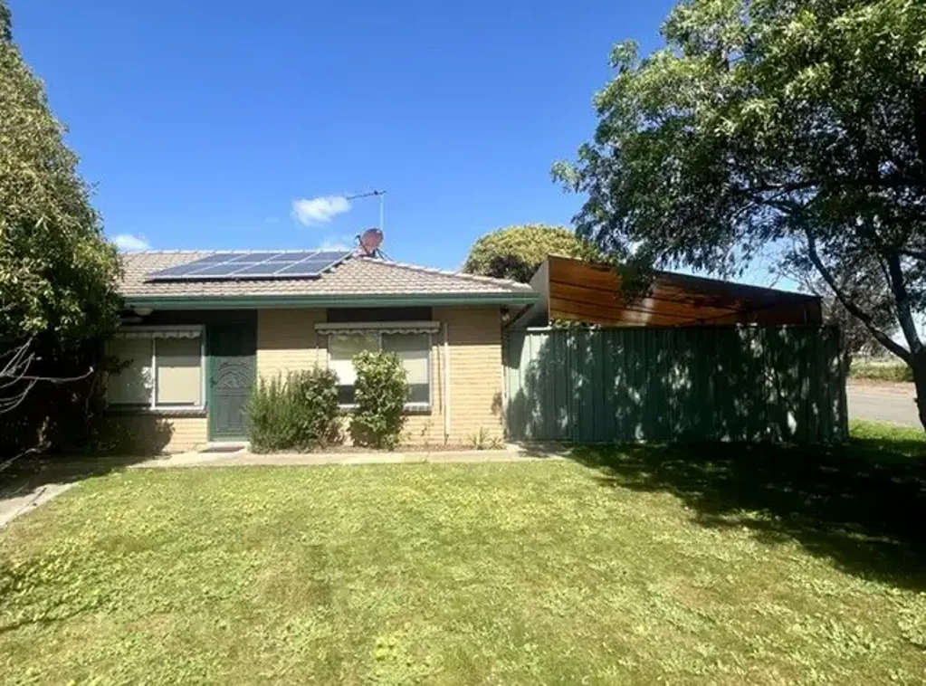 Comfortable Two-Bedroom Unit Close to Central Yarrawonga