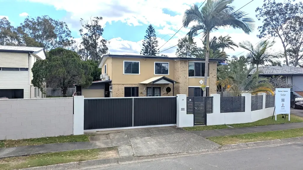 Logan Central 5침실 Stylish & Spacious Double-Storey Family Haven - 610m² of Comfort & Convenience!