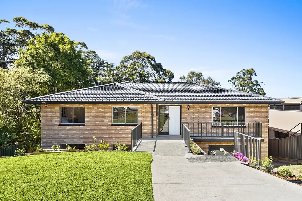 8 Bellebrae Avenue, Mount Ousley, NSW 2519
