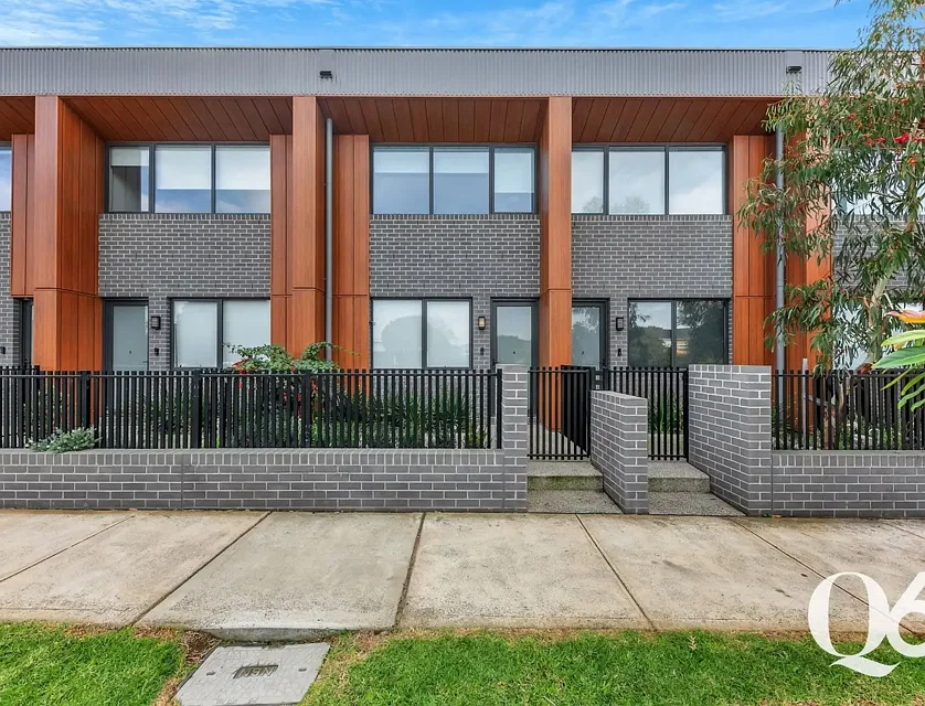 4/8 Service Street, Sunshine, Western Melbourne, 2 ਕਮਰੇ, 1 ਬਾਥਰੂਮ, Townhouse
