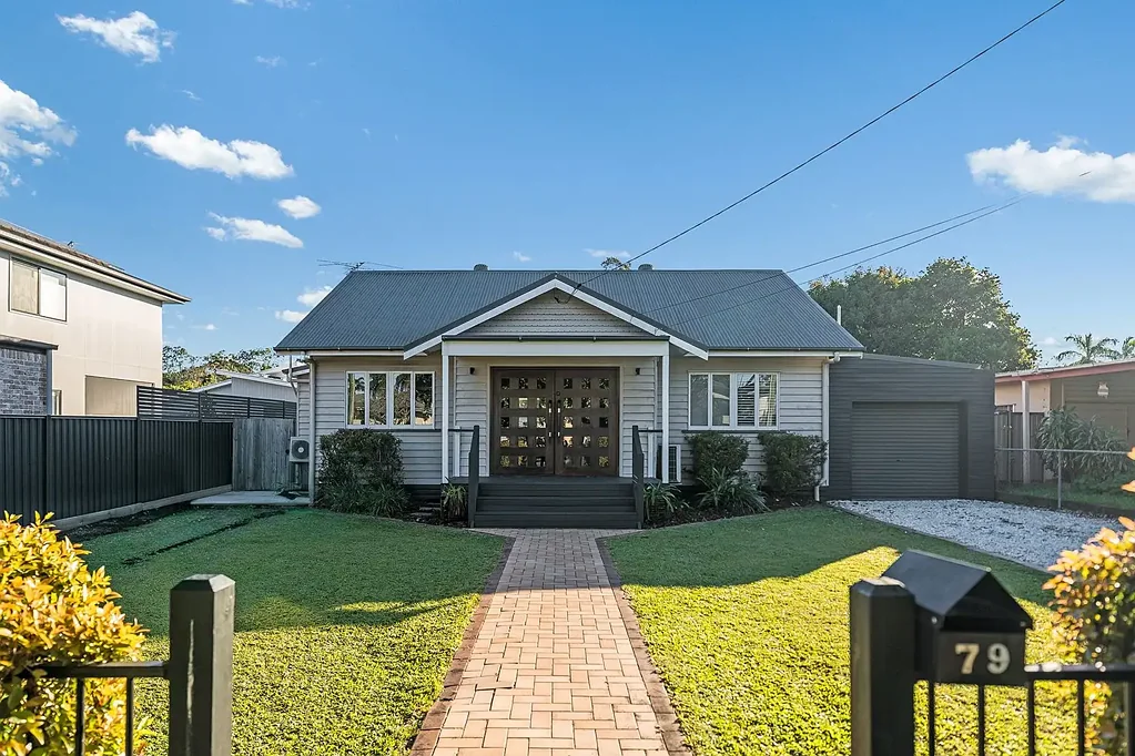 Boondall 3ਬੈੱਡਰੂਮ Charming Boondall Home on a Spacious 1,012m² Block