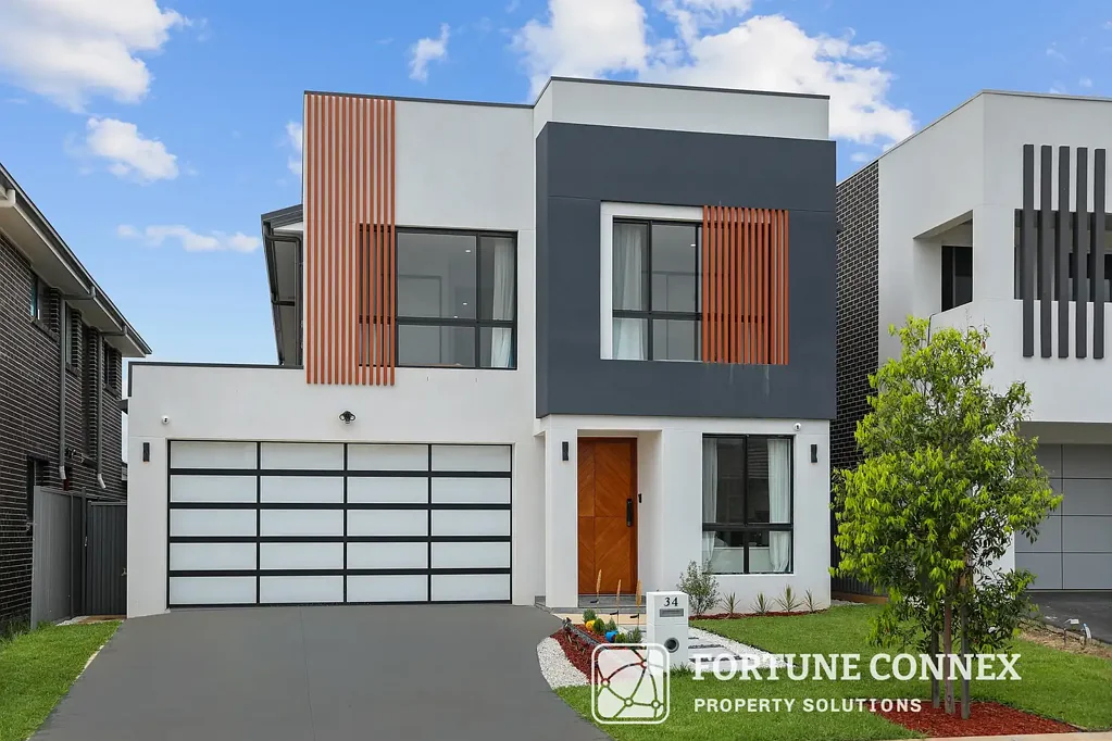 5 Bedroom Modern Masterpiece