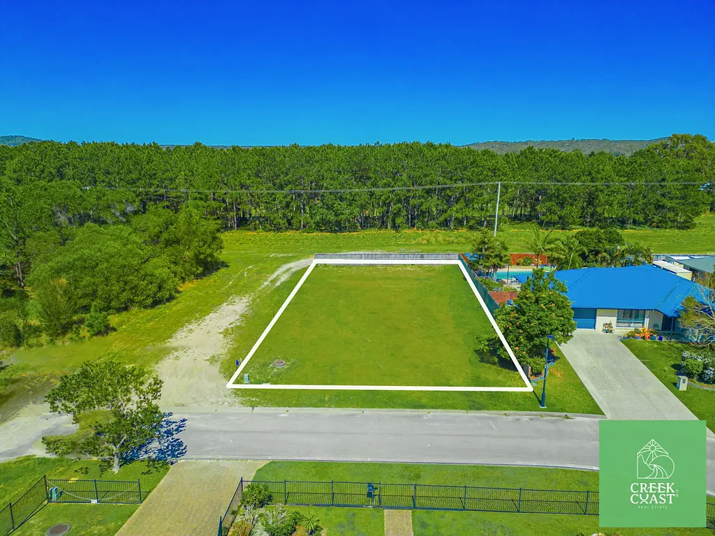 Cooloola Cove 756m² High & Dry Block in Prestigious Cooloola Sands Estate