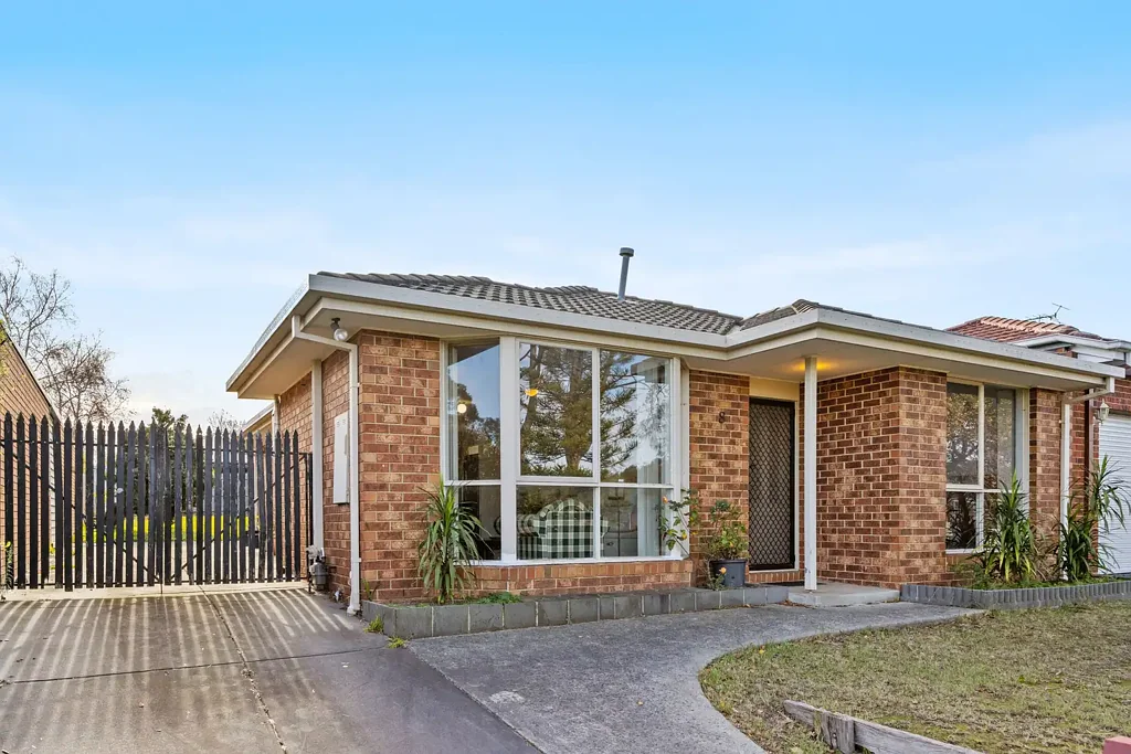 8 Cooma Court, Berwick, VIC 3806