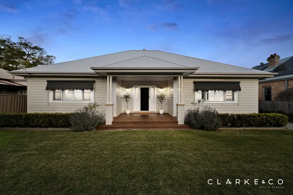 Lorn 4房  ELEVATED FAMILY LIVING WITH EXCEPTIONAL OUTDOOR APPEAL!