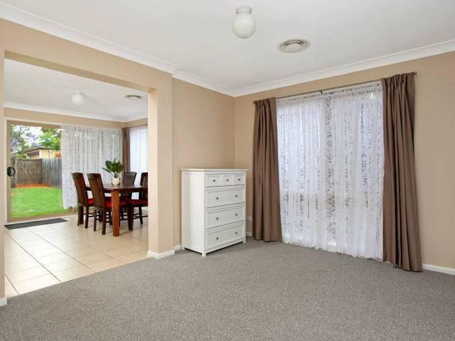 4 DOVER WAY, STANHOPE GARDENS NSW 2768, 0 कमरे, 0 बाथरूम, House