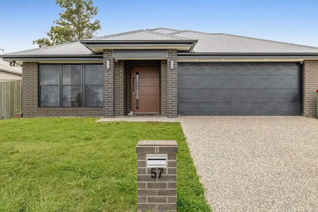 57 Ace Drive, Glenvale, QLD 4350