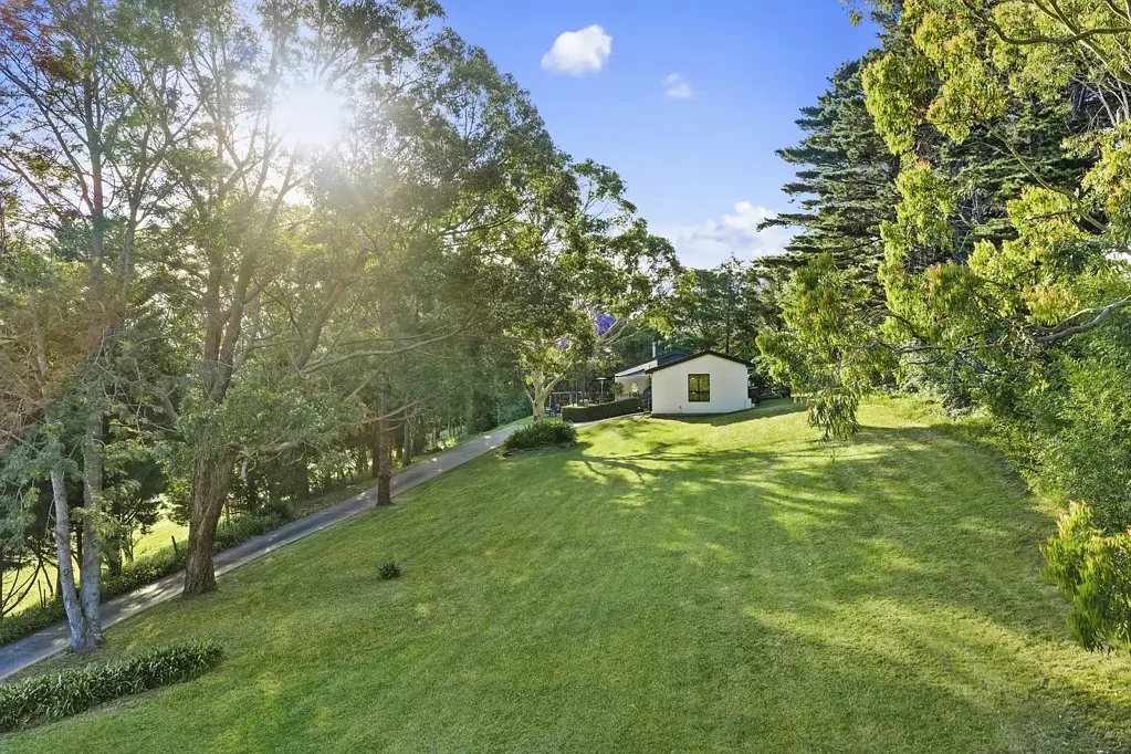 Jamberoo 4ห้องนอน Belwarra – A Private One‑Acre Haven Between Coast and Country