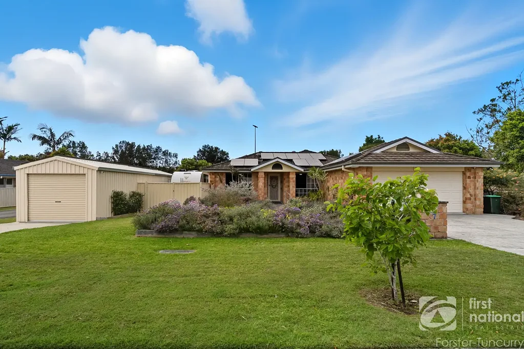 7 James Foster Drive, Black Head, NSW 2430