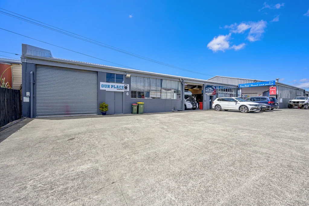 Henderson Well-Presented Industrial Unit Available