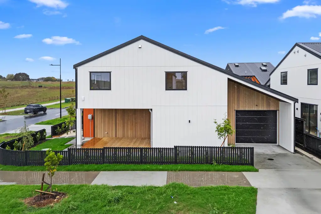 Karaka 4Kwarto Stylish New build - Must Sell