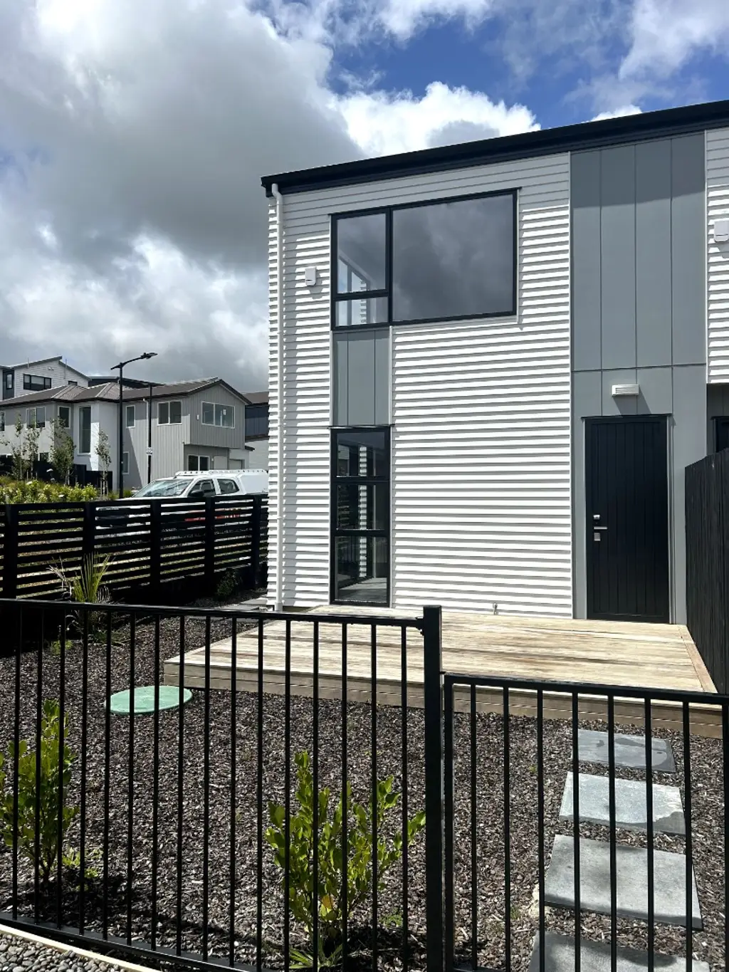 Brand New townhouse in central silverdale