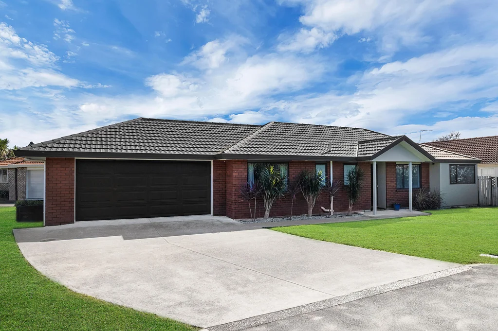 Waiuku 3 Bedroom Serious Seller - Opportunity Not To Be Missed