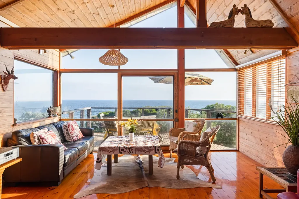 13 Beach Court, Smiths Beach, VIC 3922