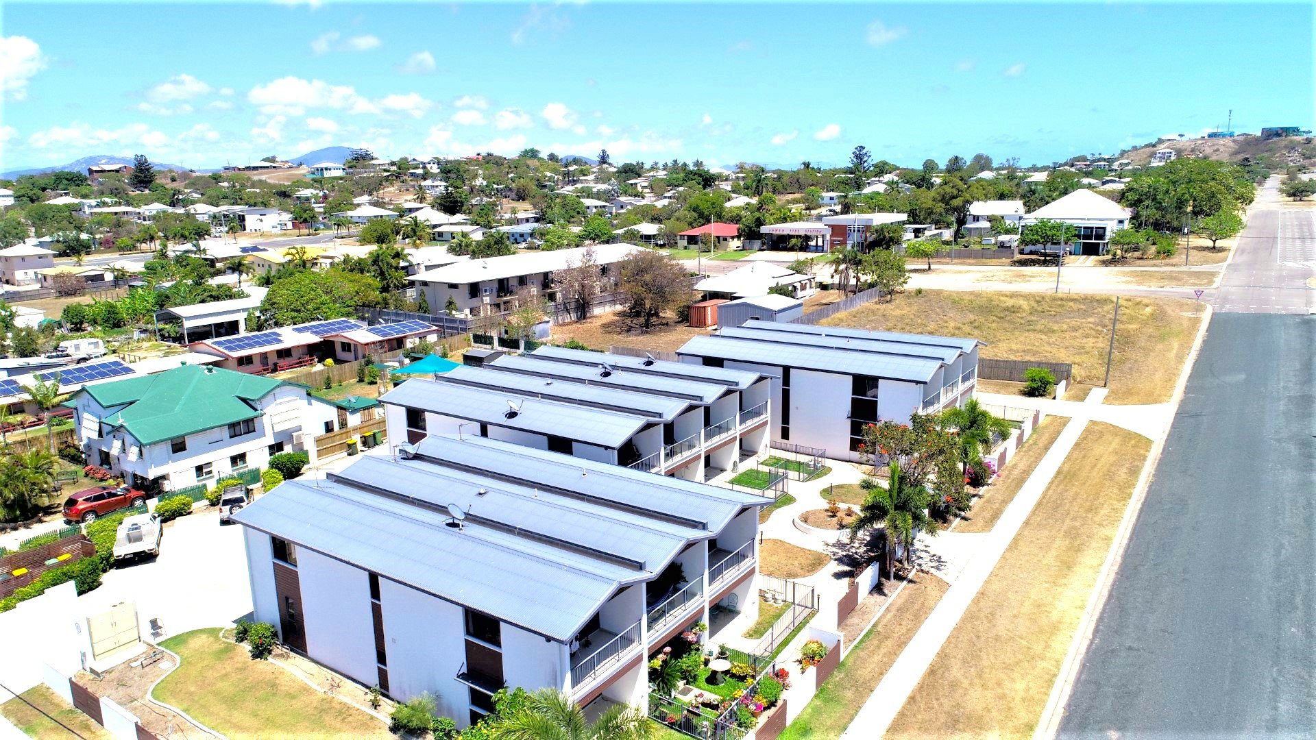 UNIT 5 74A POWELL ST, BOWEN QLD 4805, 0 Kuwarto, 0 Banyo, Unit