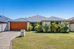 10 Ferncliffe Parkway, Meadow Springs