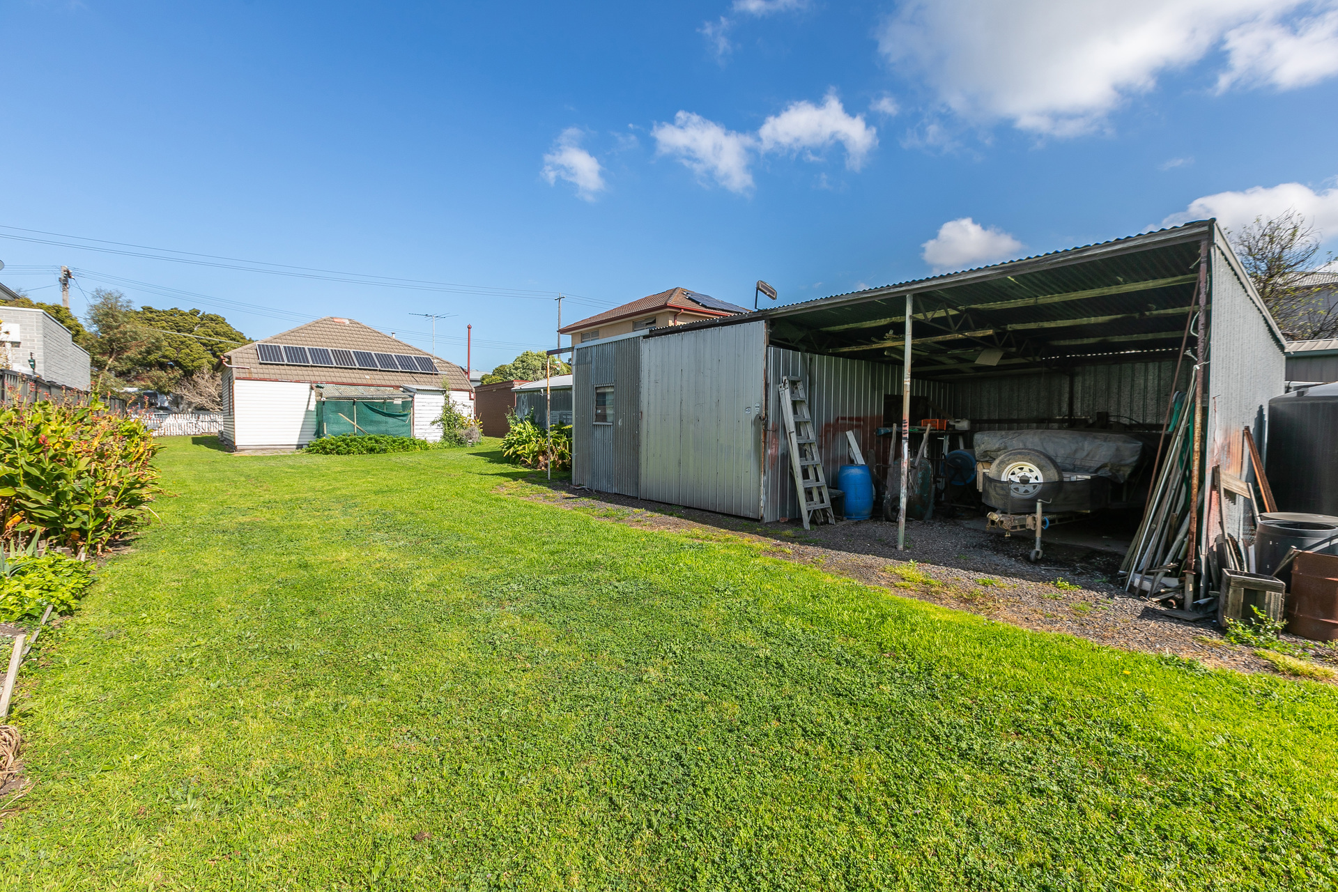 90 BLACKSHAWS RD, SOUTH KINGSVILLE VIC 3015, 0 habitaciones, 0 baños, House